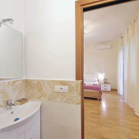Cherry Wood House Appartamento *